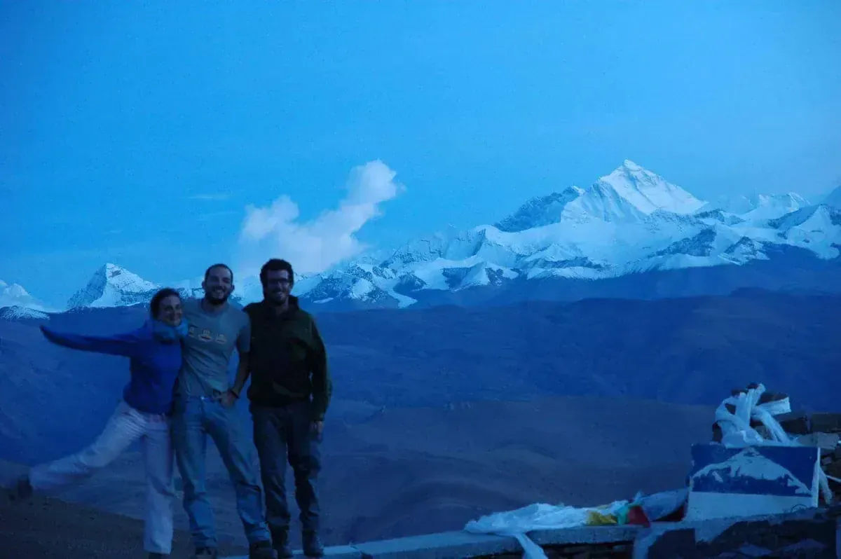 In Tibet, con l'Everest sullo sfondo